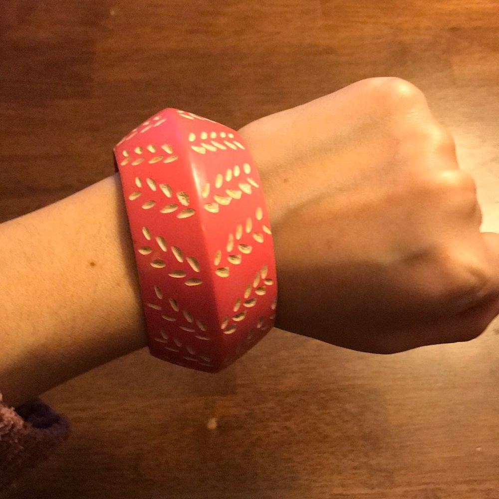 Pink wood bracelet
